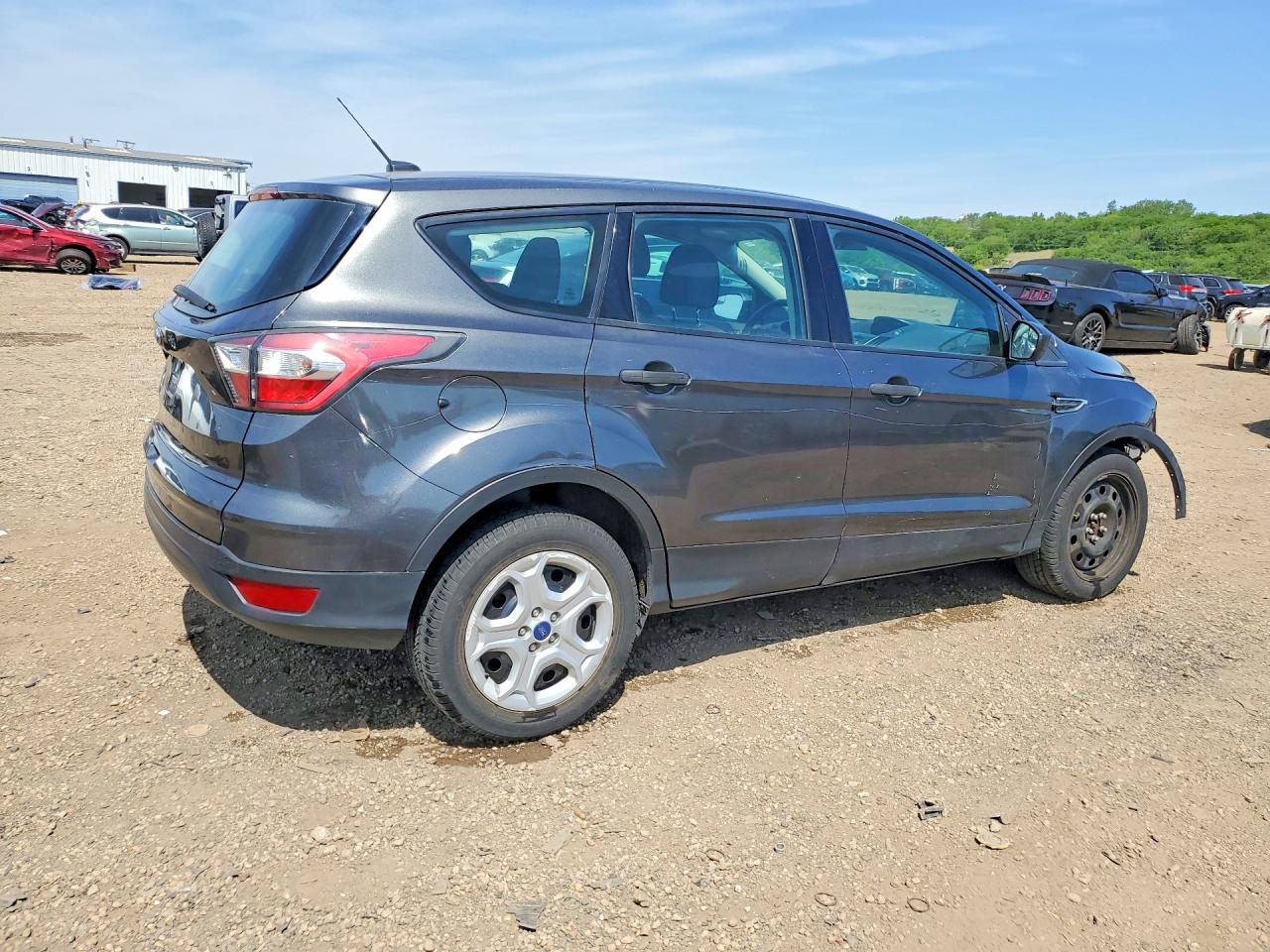 Ford Escape S