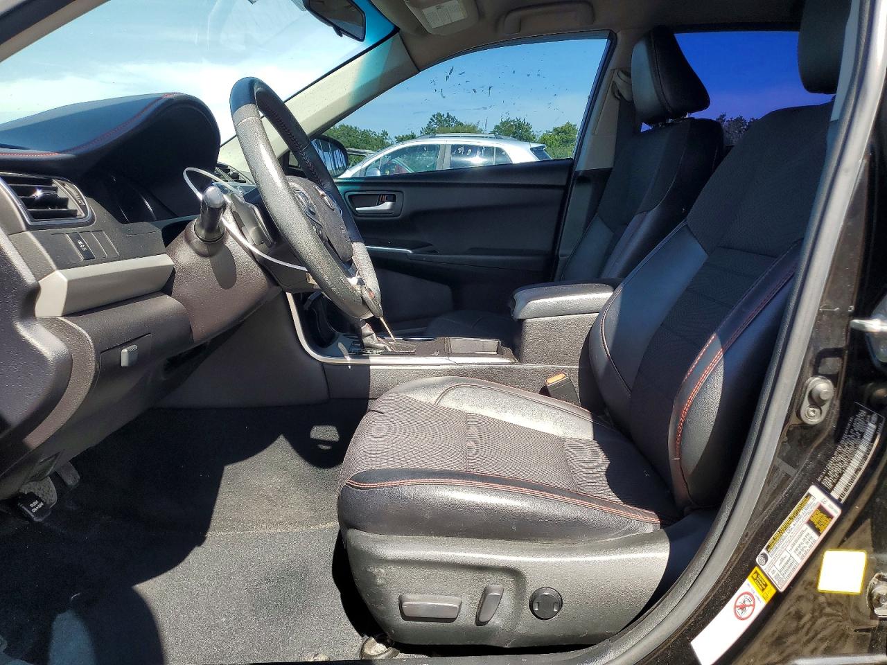 Toyota Camry Se