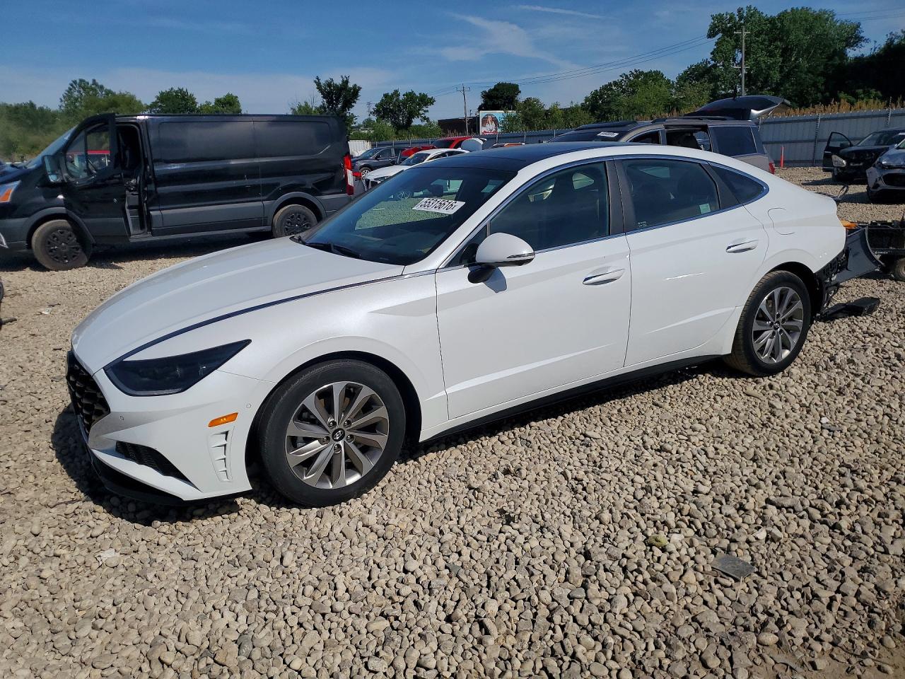 Salvage Hyundai SONATA Image