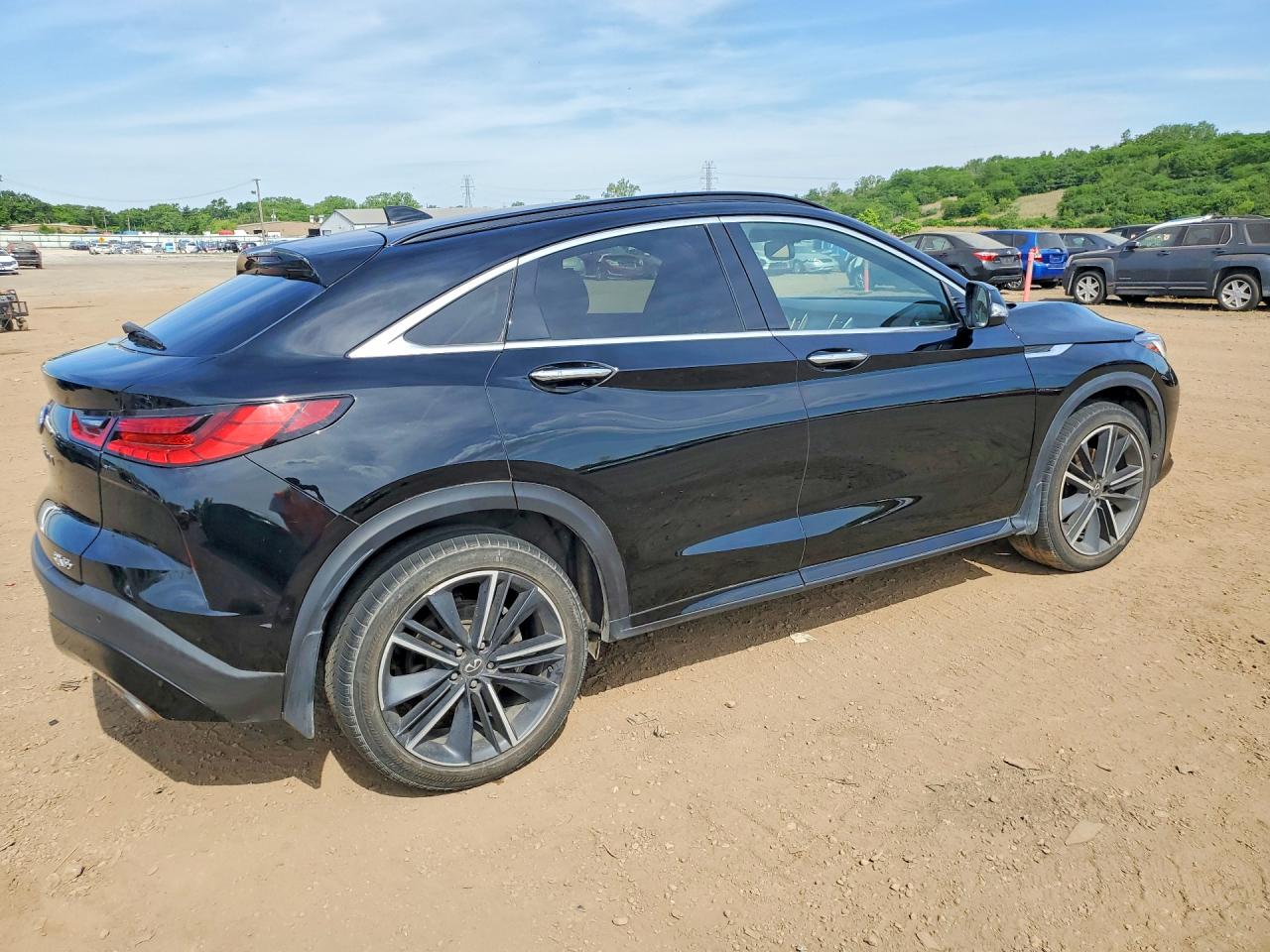 INFINITI Qx Luxe