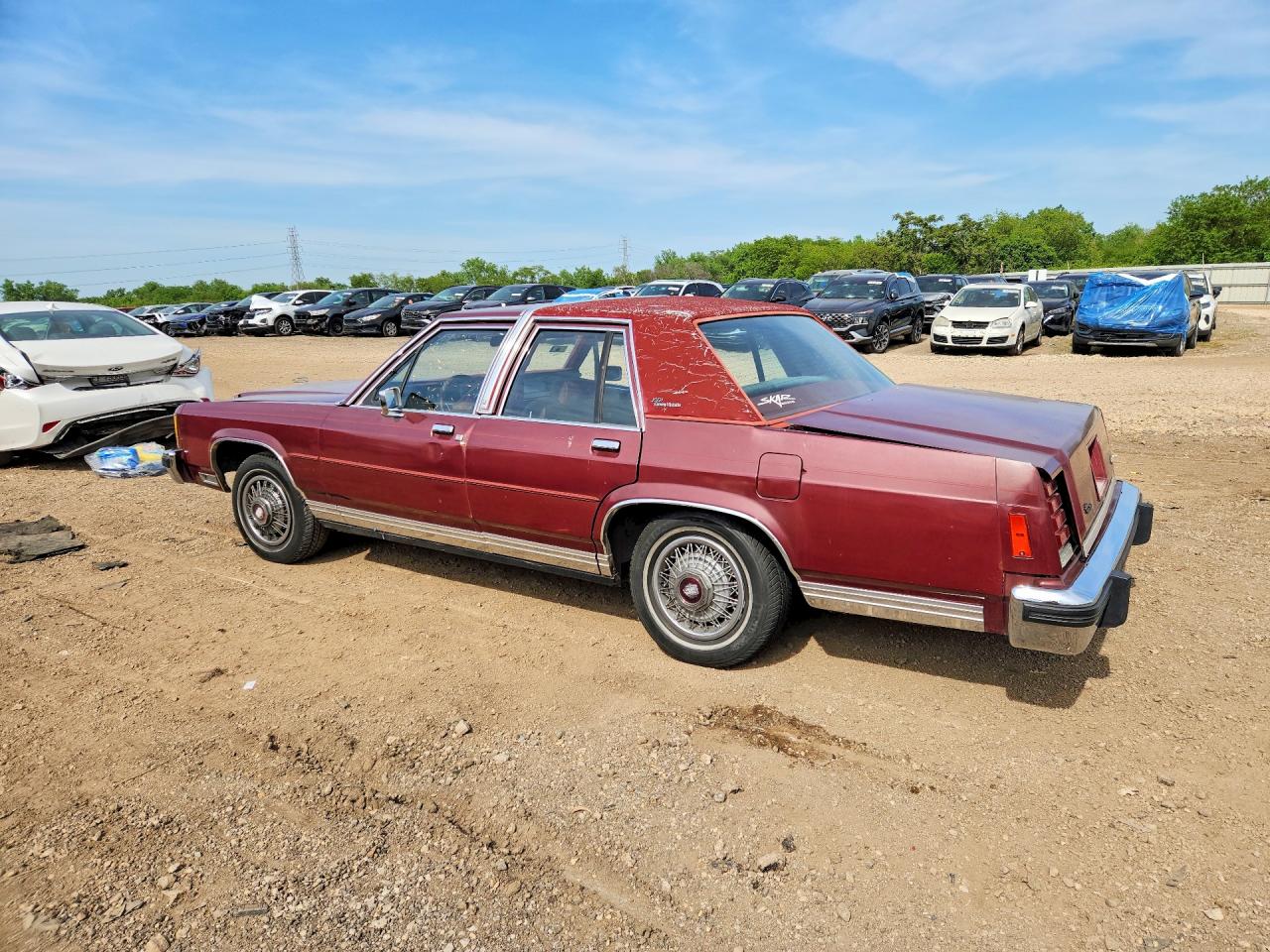 Ford LTD Crown Victoria