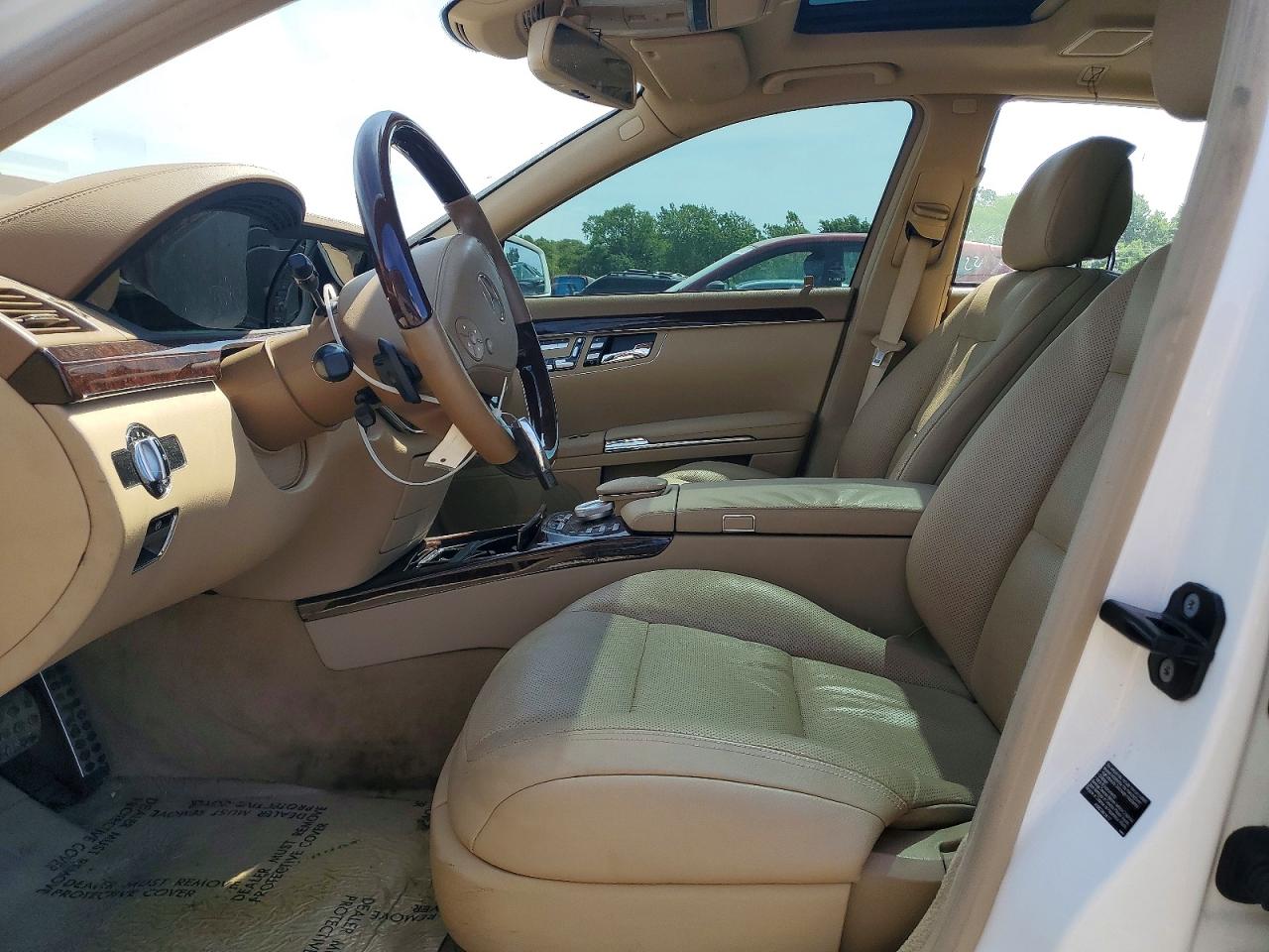 Mercedes-Benz S-Class 550 4matic