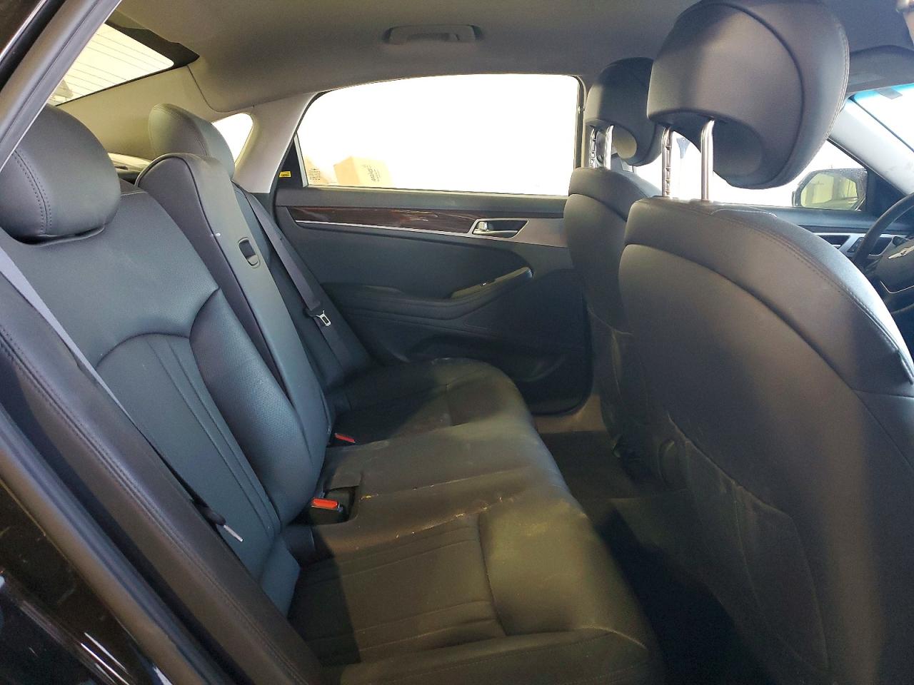 Genesis G80 Base