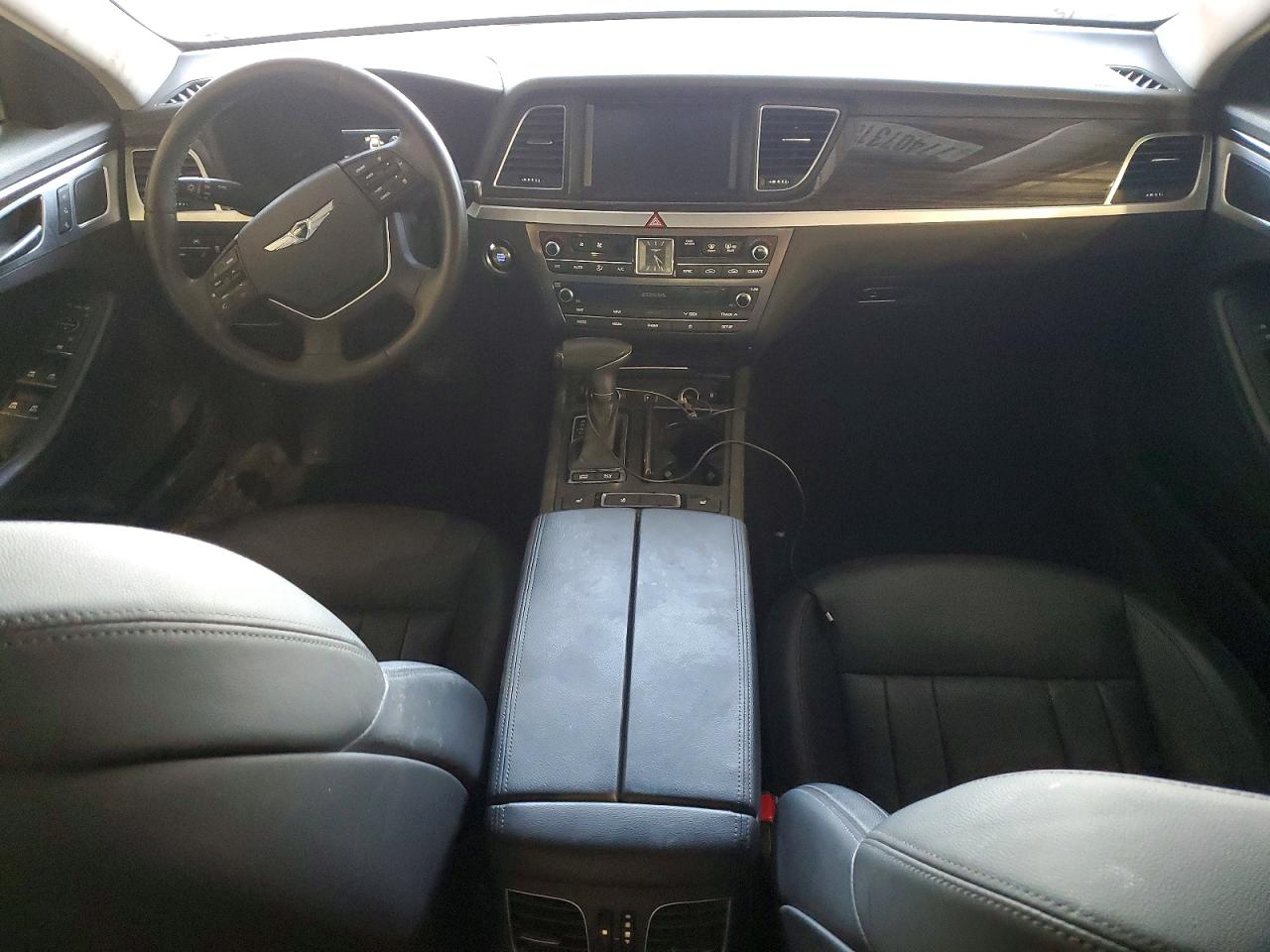 Genesis G80 Base