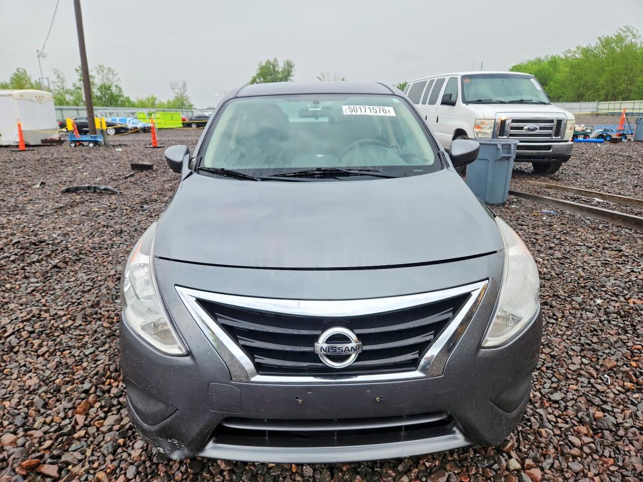Nissan Versa Sv