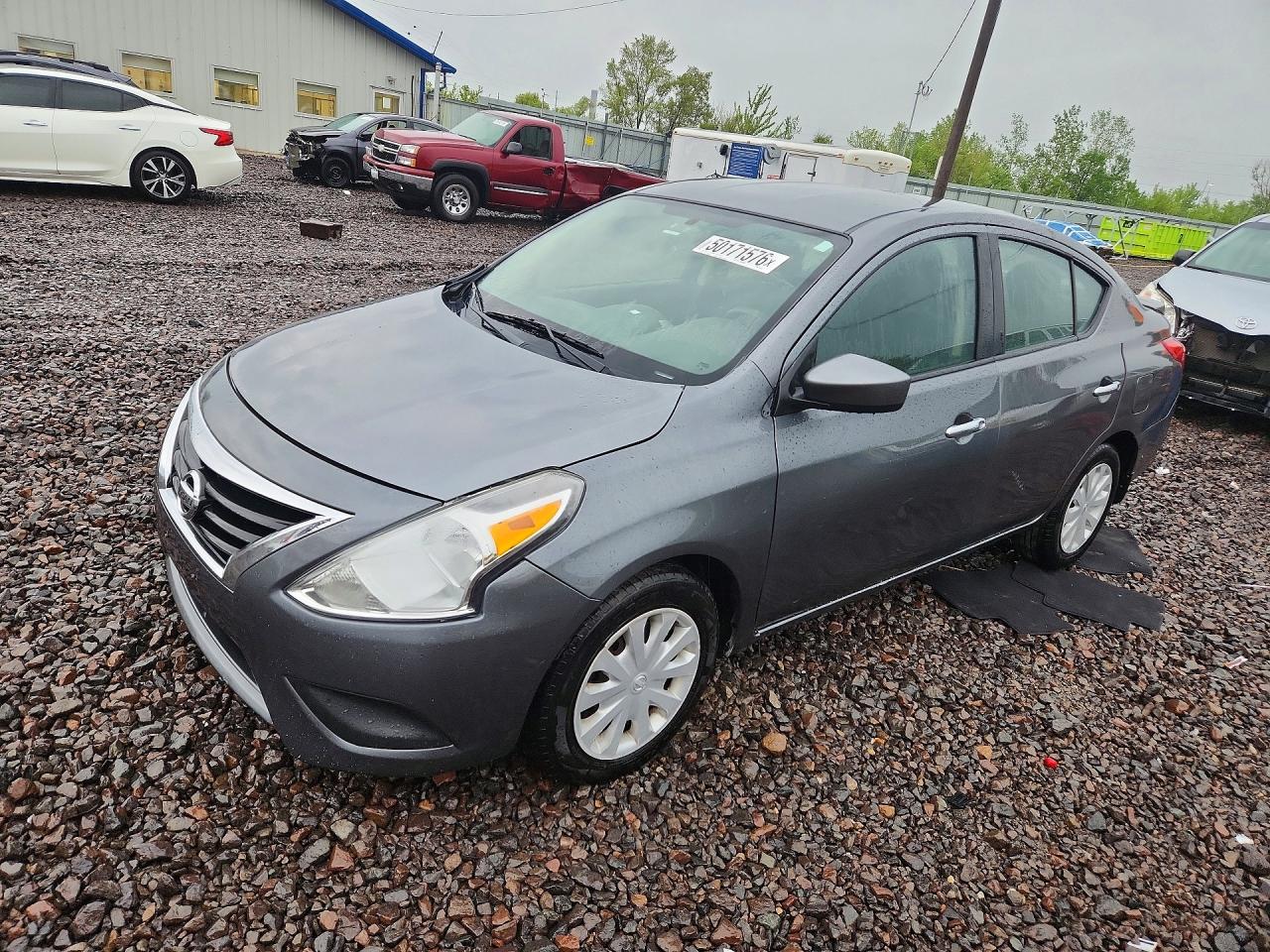 Salvage Nissan Versa Image