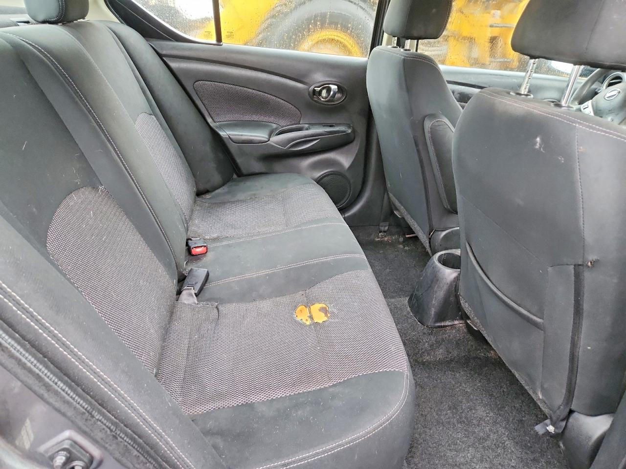Nissan Versa Sv