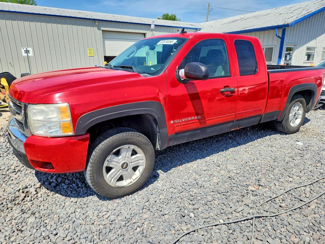 Salvage Chevrolet Silverado Image