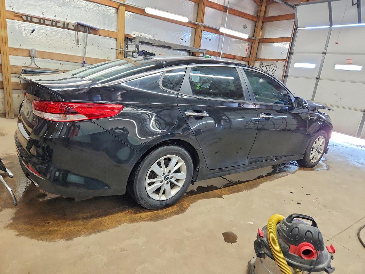 Kia Optima Lx