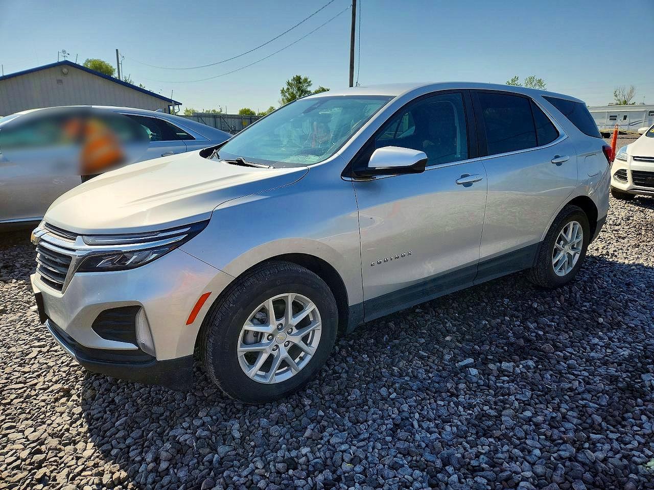 Salvage Chevrolet Equinox Image