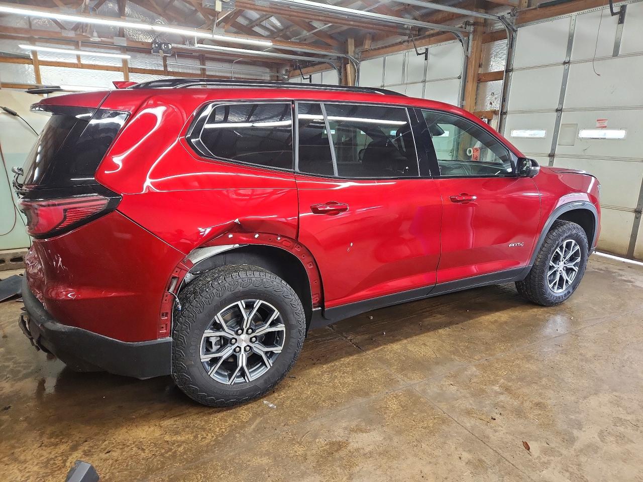 GMC Acadia At4