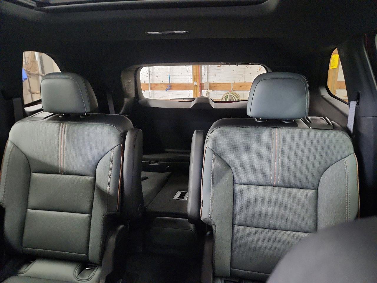 GMC Acadia At4