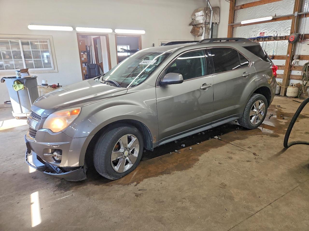 Salvage Chevrolet Equinox Image