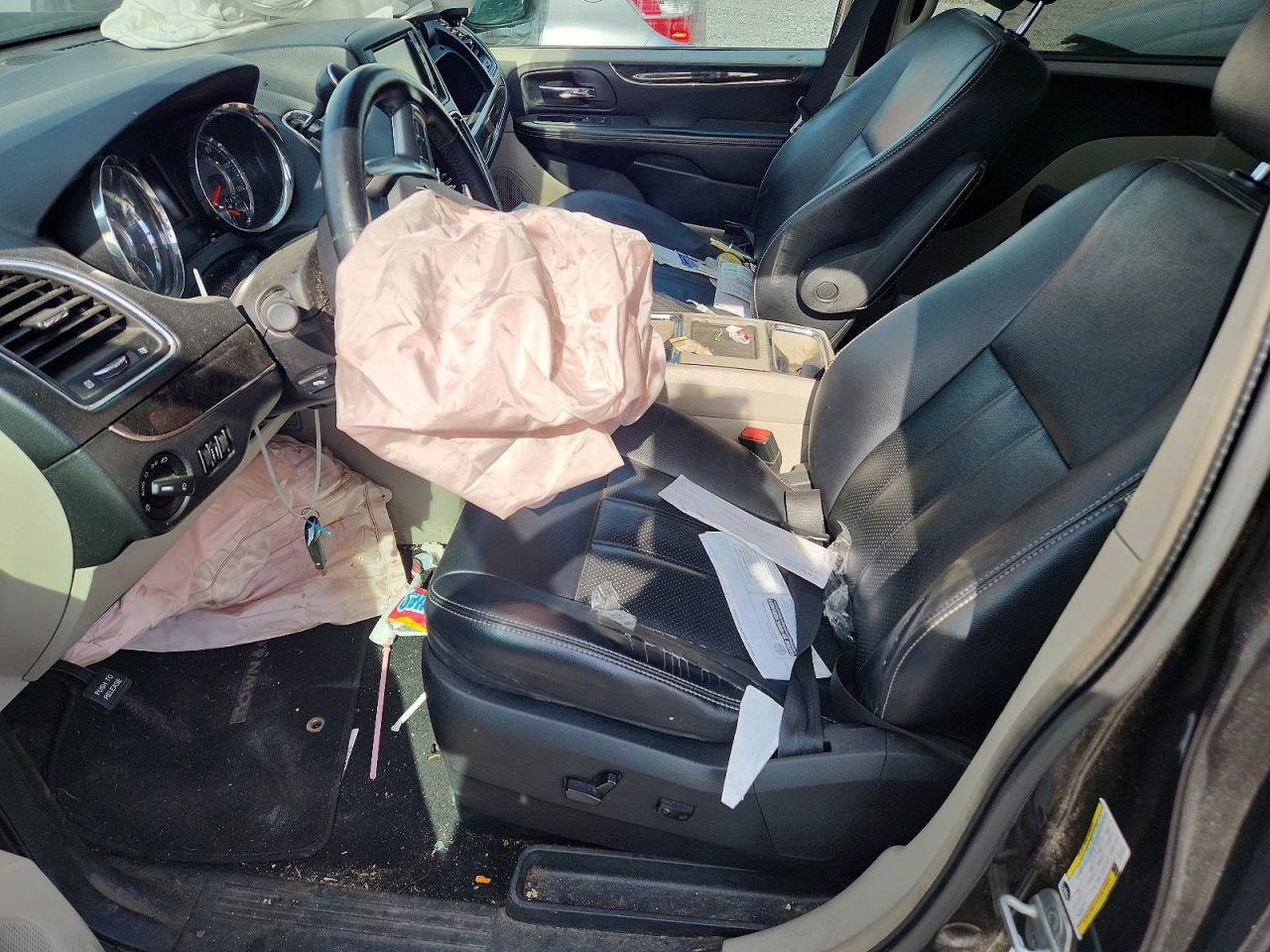 Chrysler Minivan Touring L