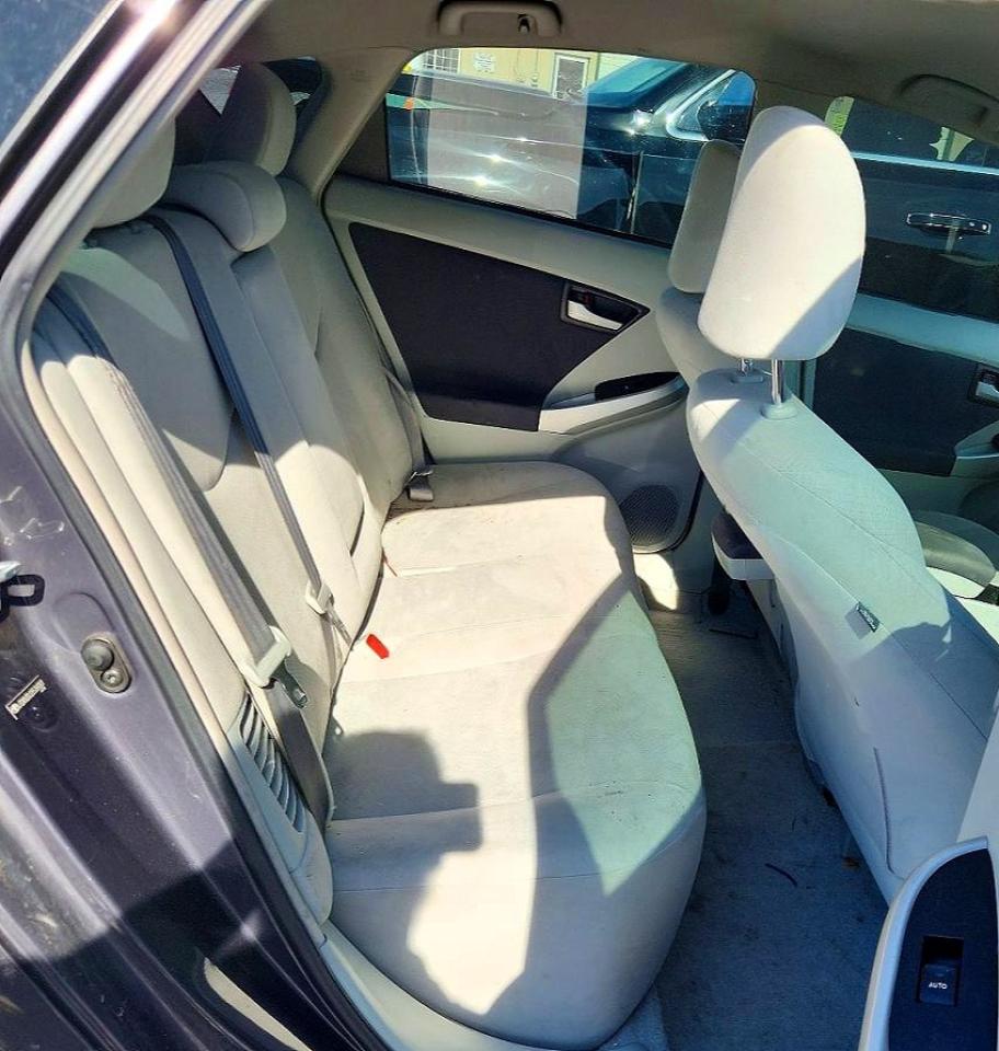 Toyota Prius Two
