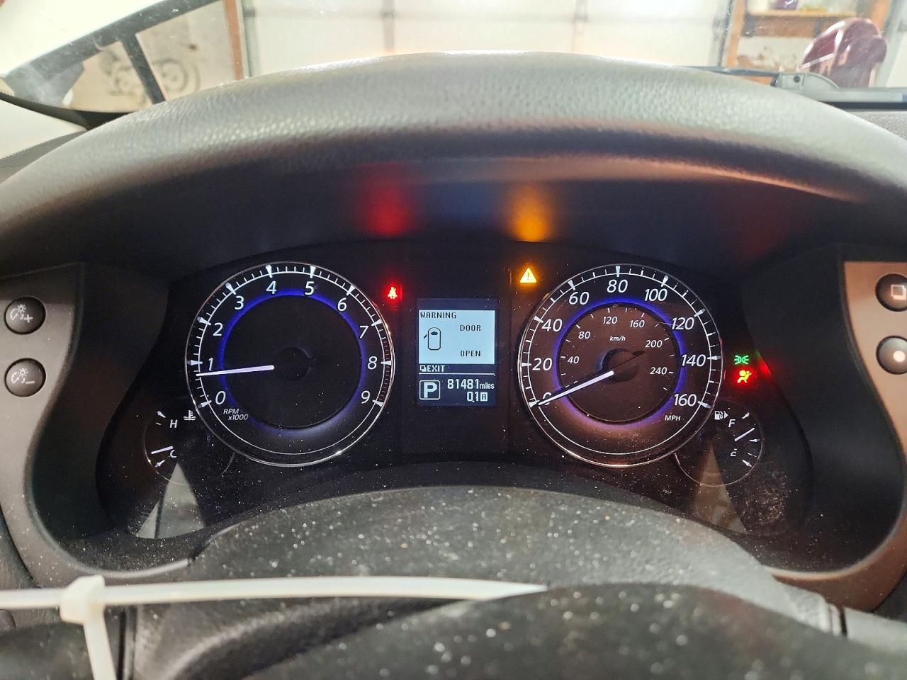 INFINITI Qx Base