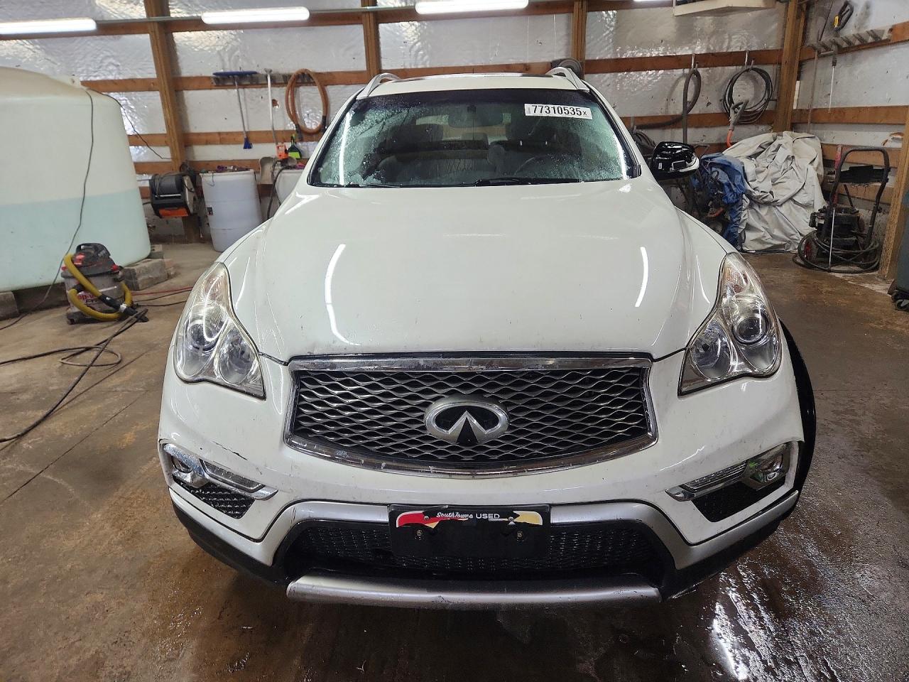 INFINITI Qx Base