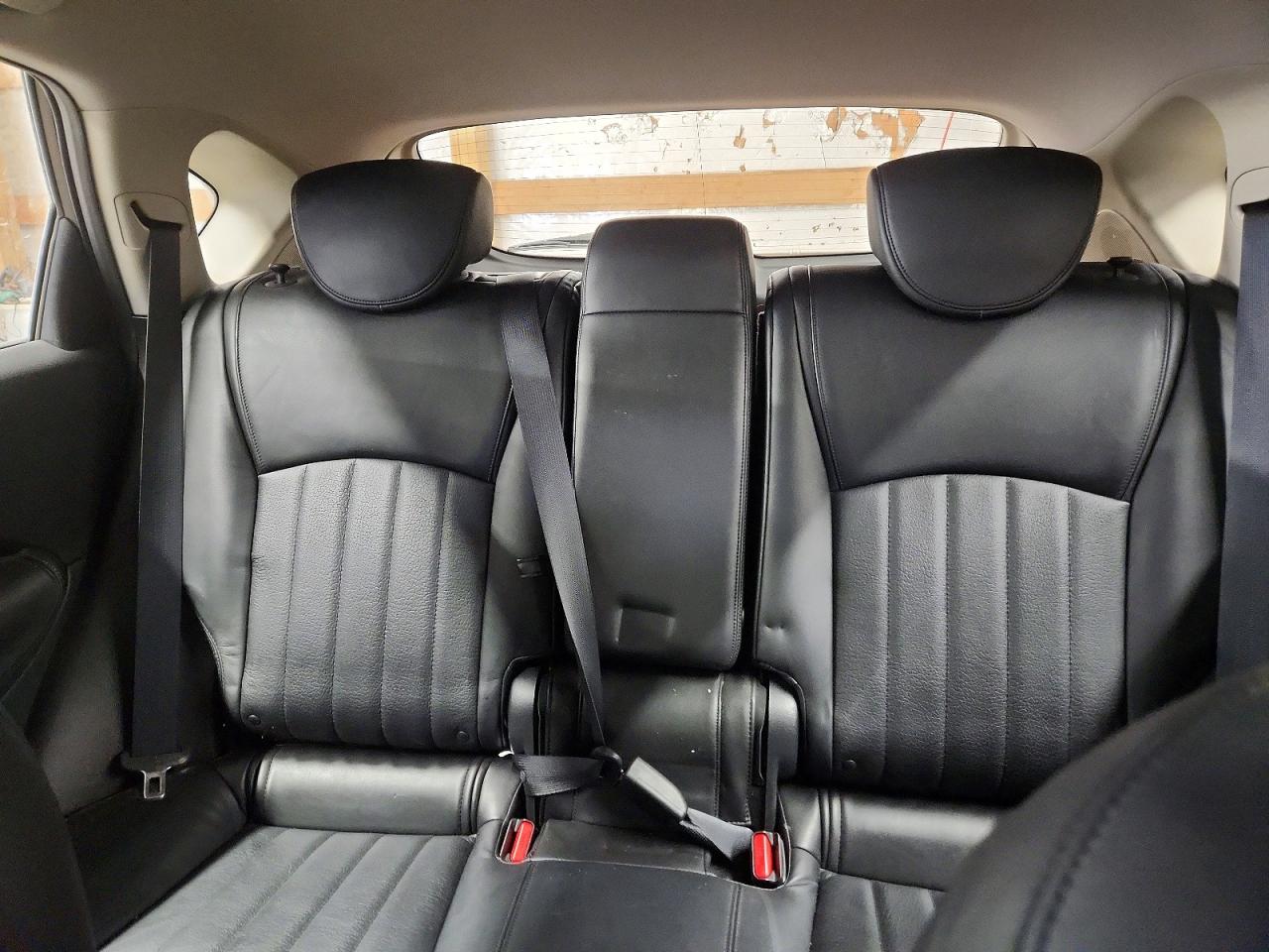 INFINITI Qx Base