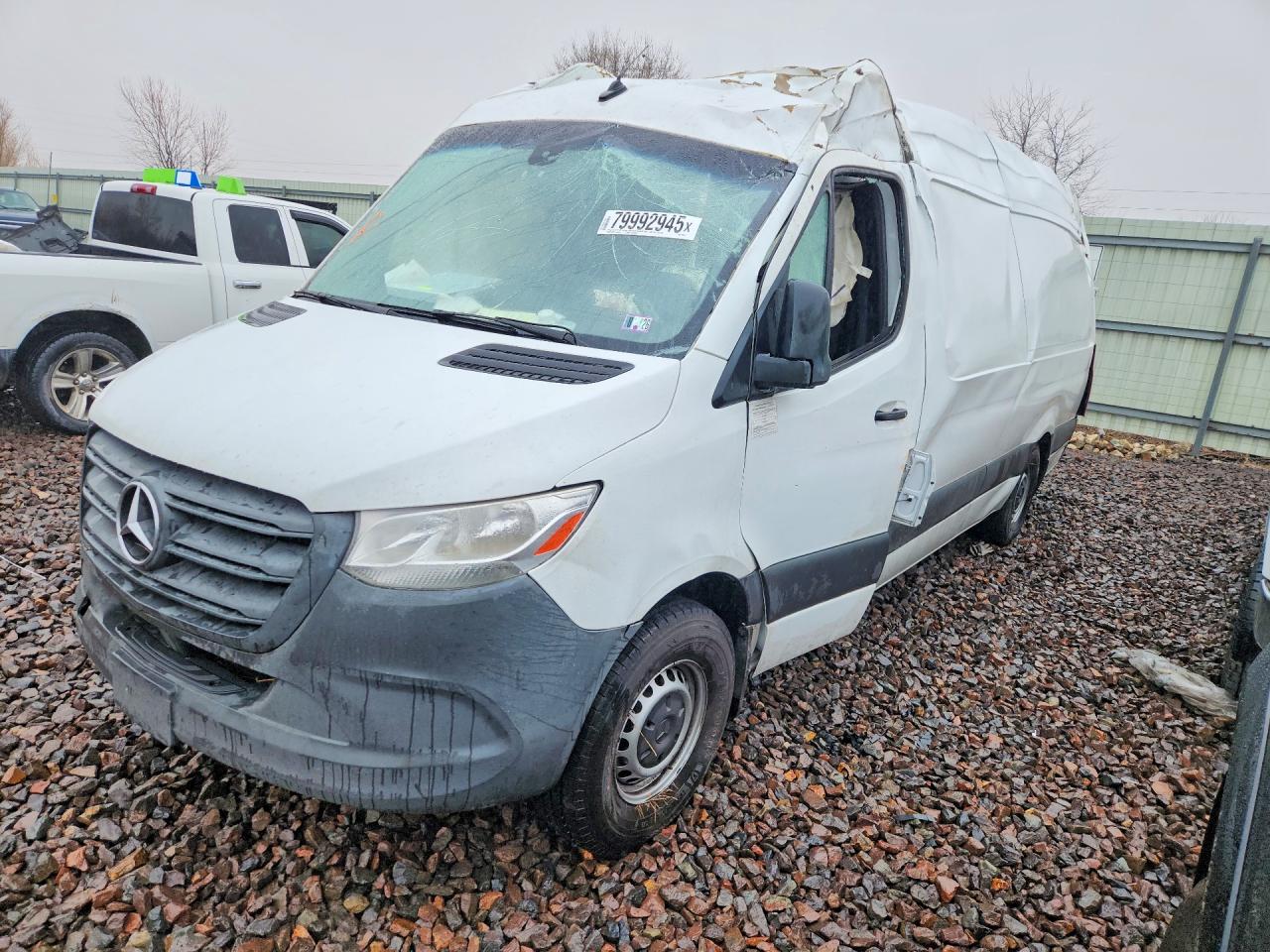 Salvage Mercedes-Benz Sprinter Image