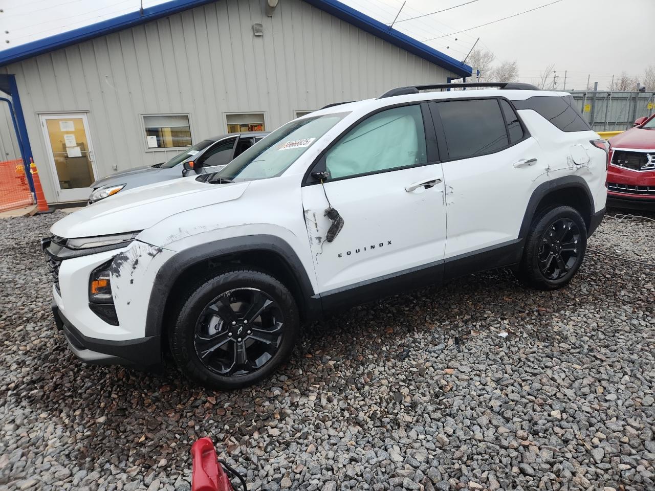 Salvage Chevrolet Equinox Image