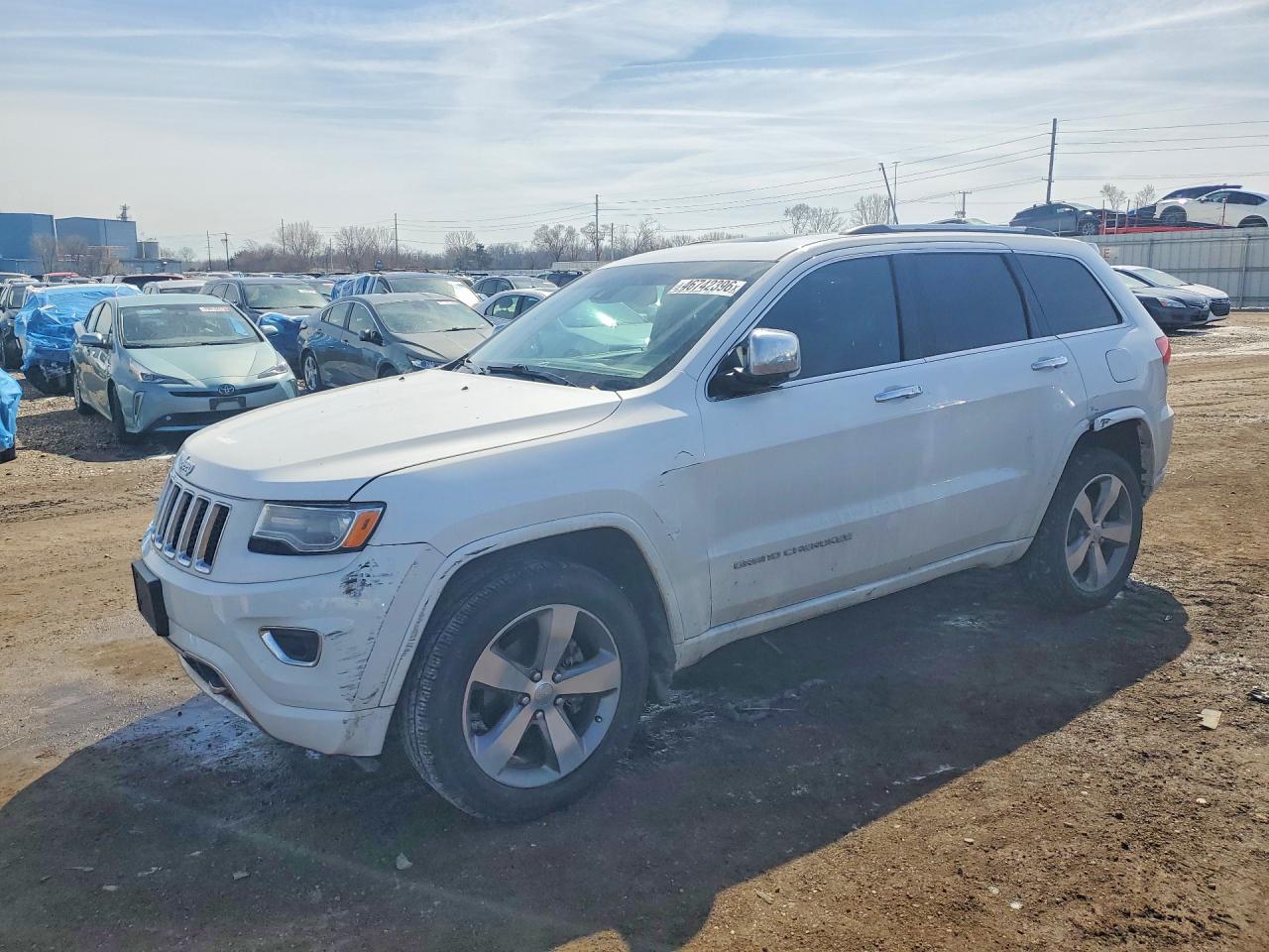 Salvage Jeep Cherokee Image