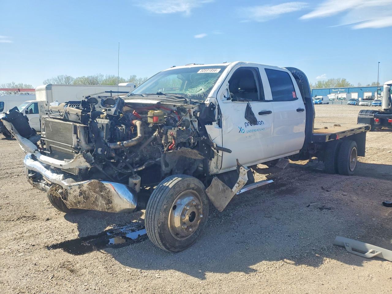 Salvage Chevrolet Silverado Image