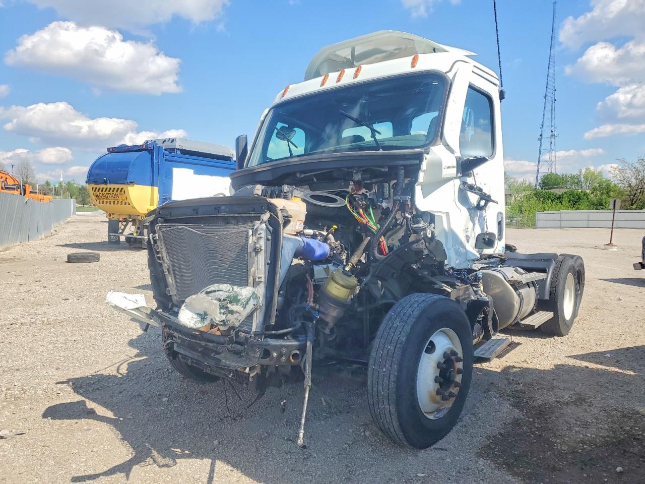 Freightliner Cascadia 126