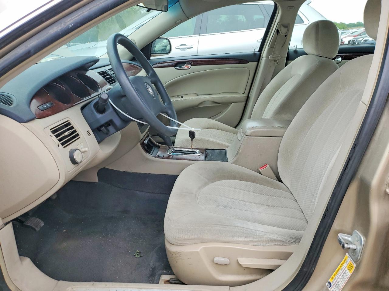 Buick Lucerne Cx
