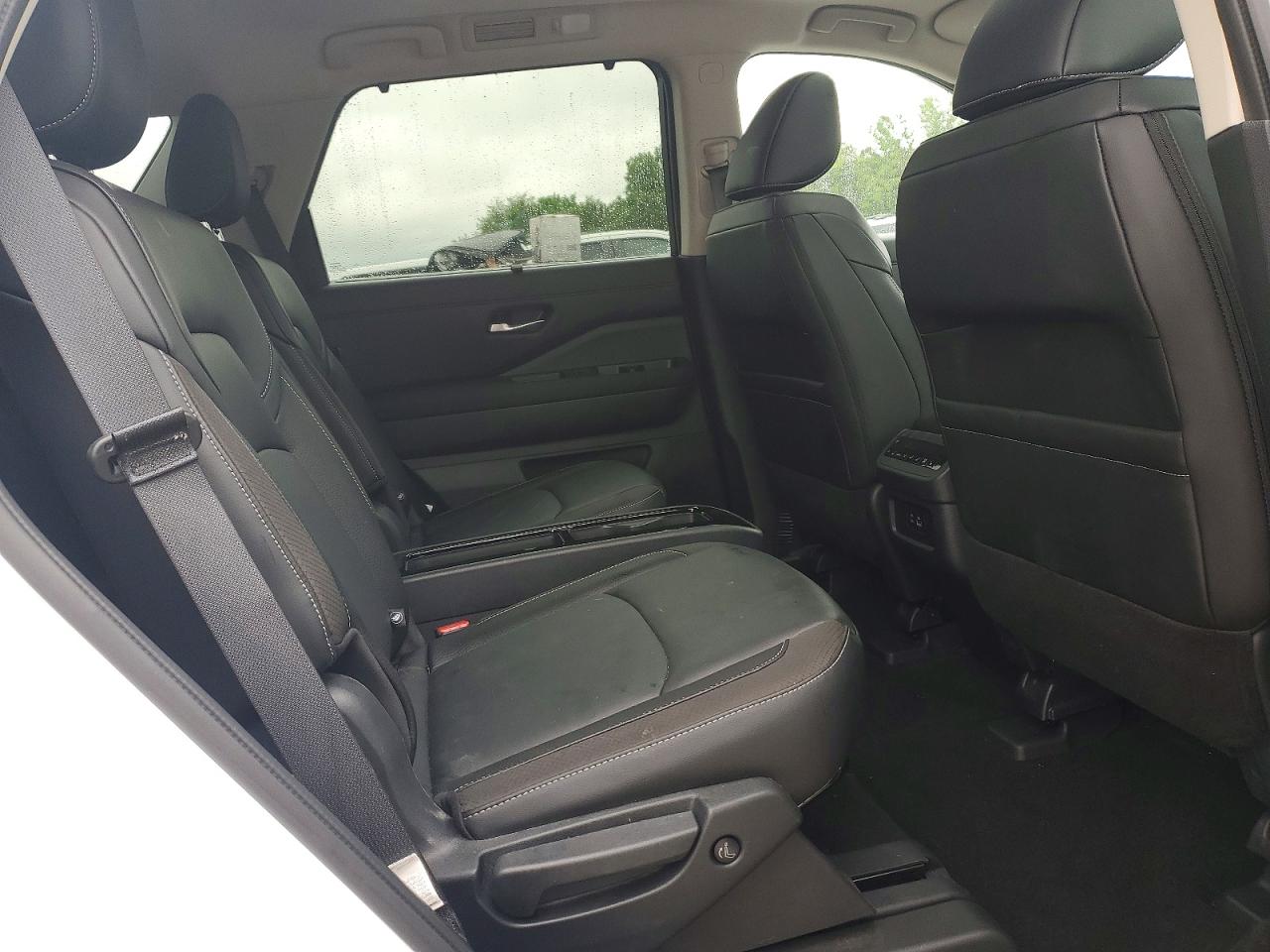 Nissan Pathfinder Sl