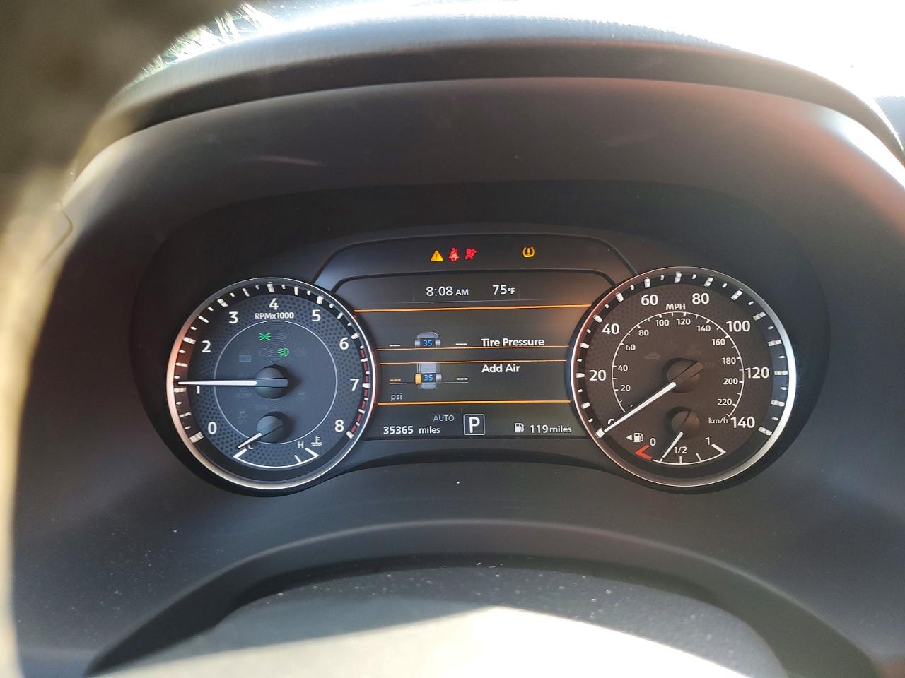 Nissan Armada Sl