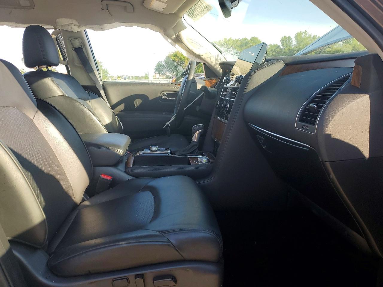 Nissan Armada Sl