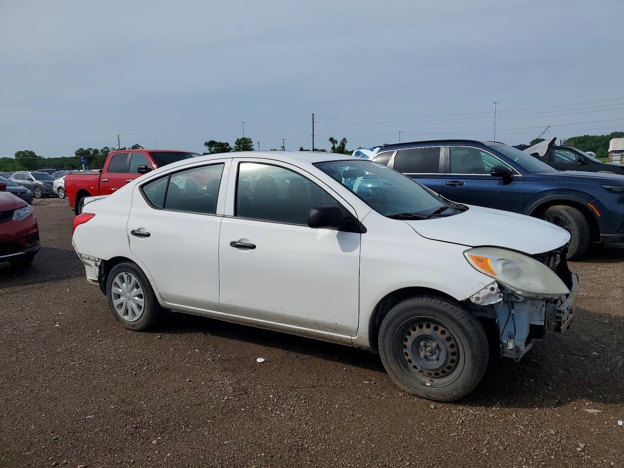 Nissan Versa 1.6 S