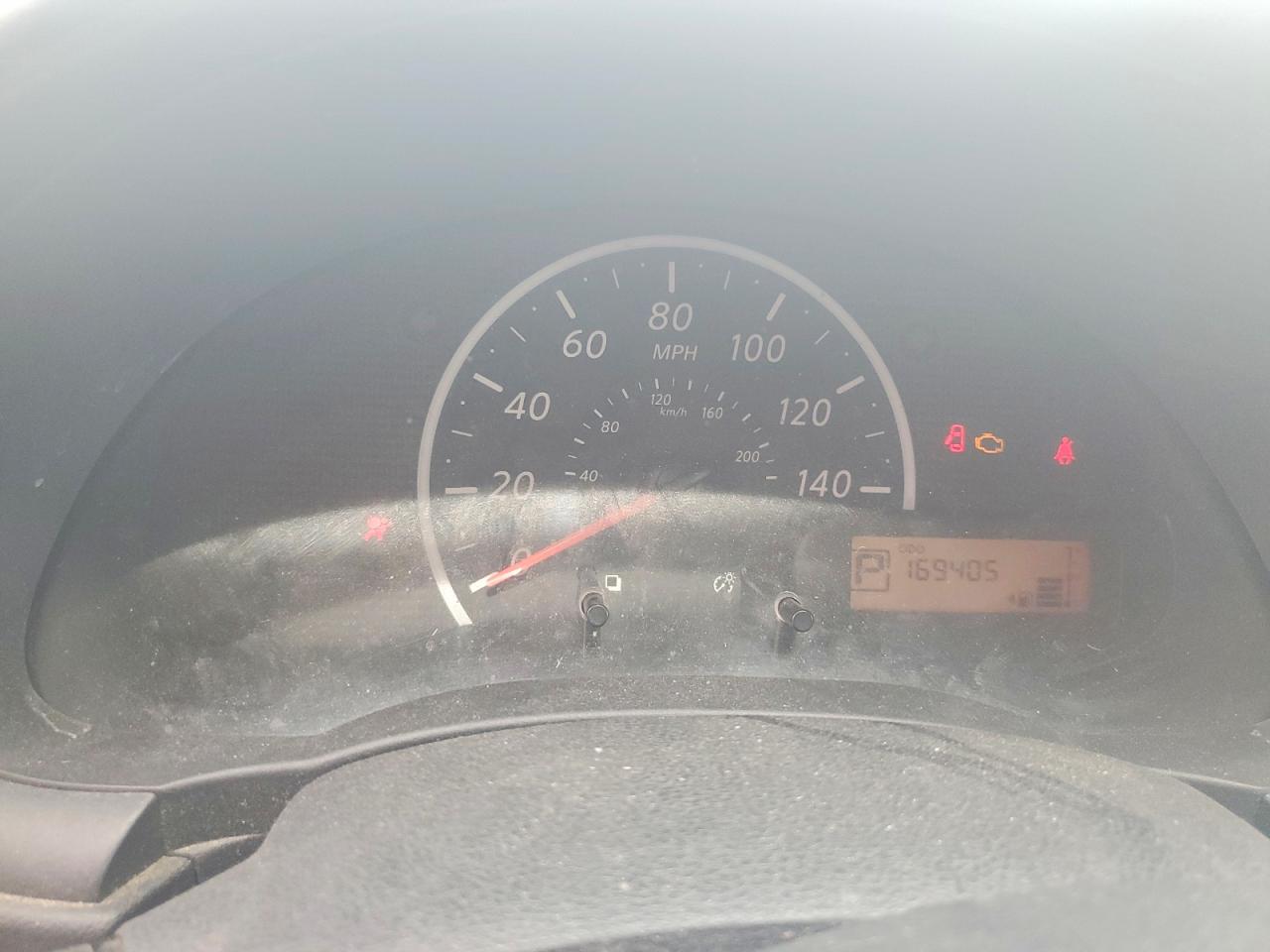 Nissan Versa 1.6 S