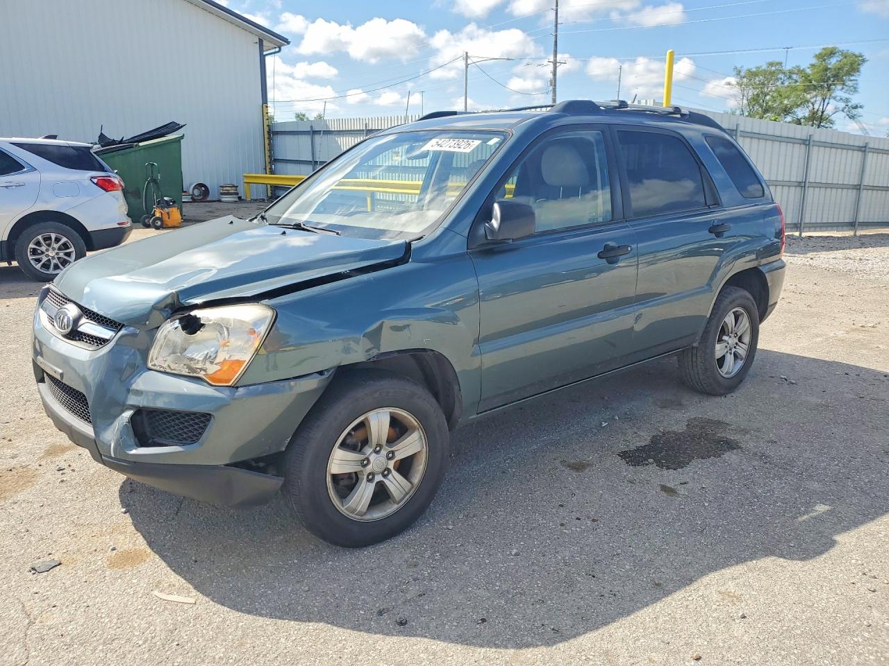Salvage Kia Sportage Image