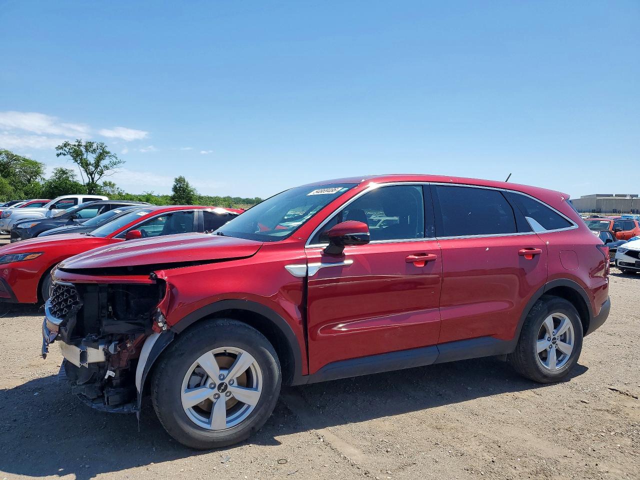 Salvage Kia Sorento Image