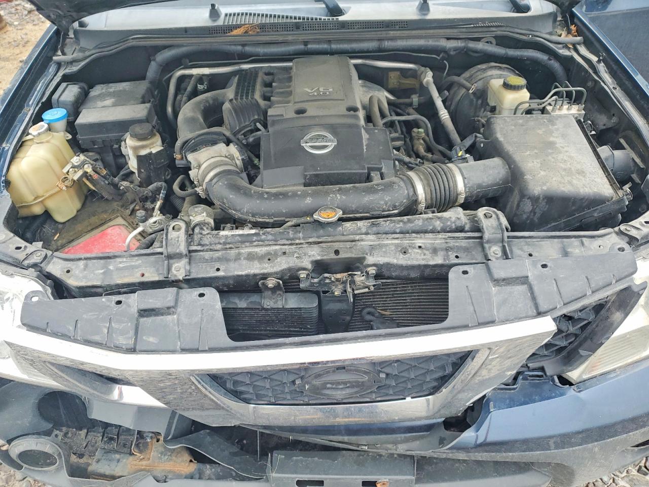 Nissan Frontier Sv V6