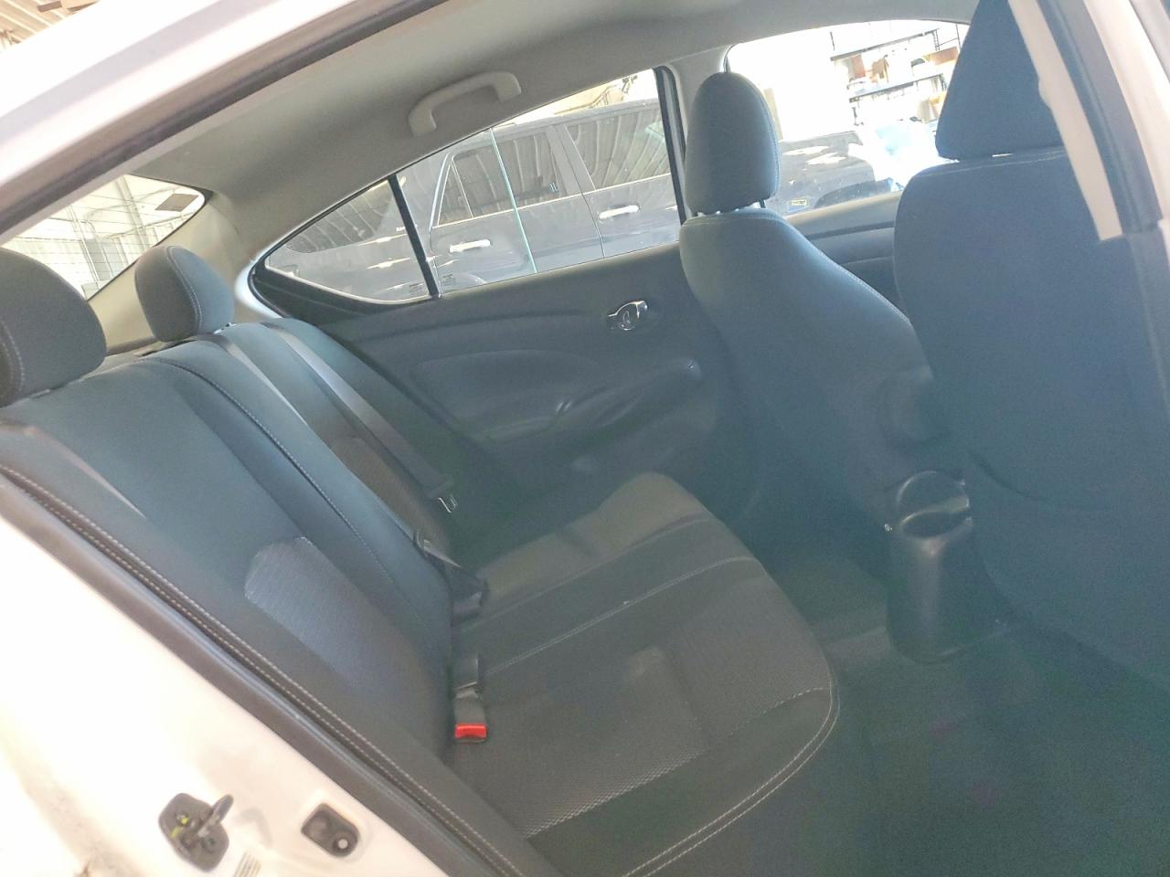 Nissan Versa 1.6 Sv