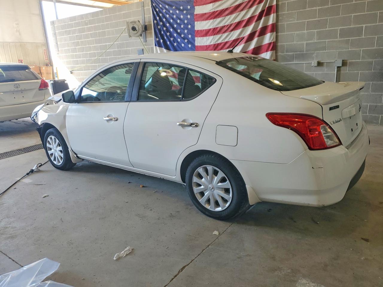 Nissan Versa 1.6 Sv