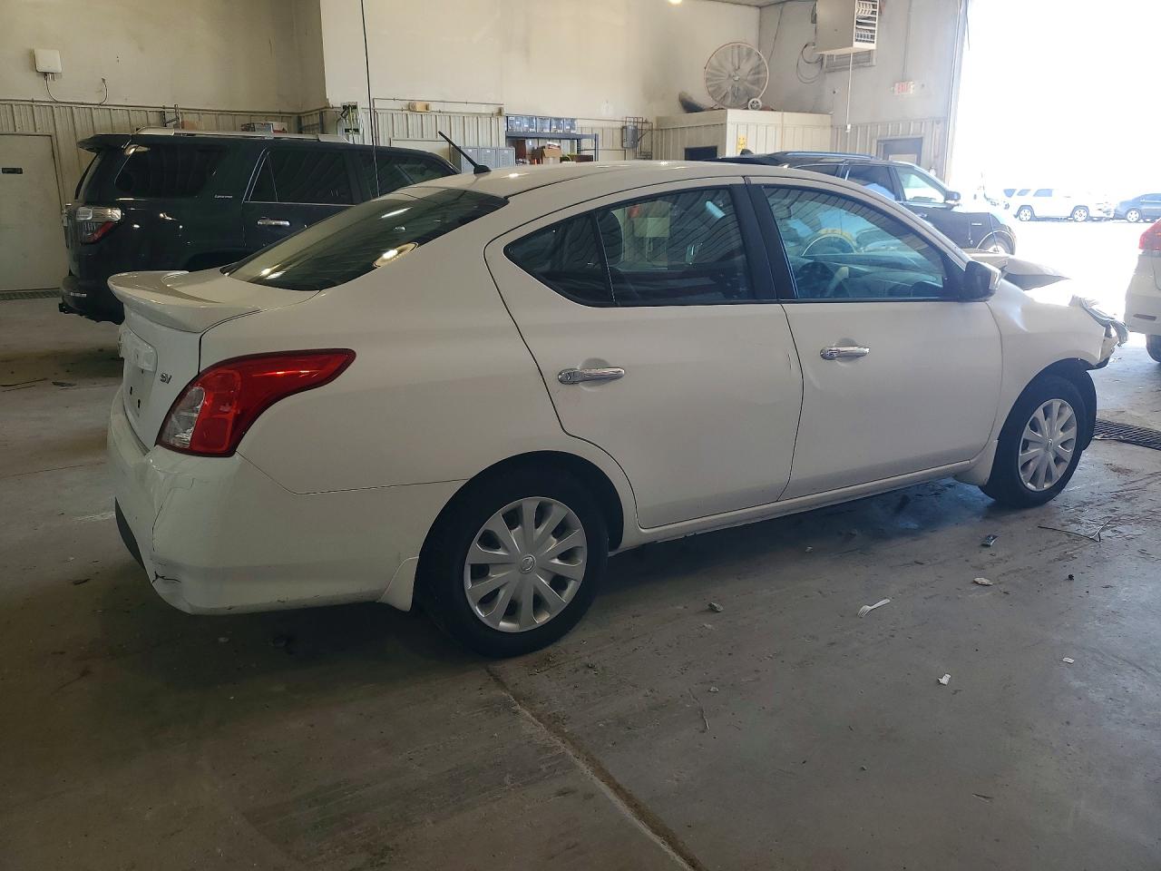 Nissan Versa 1.6 Sv