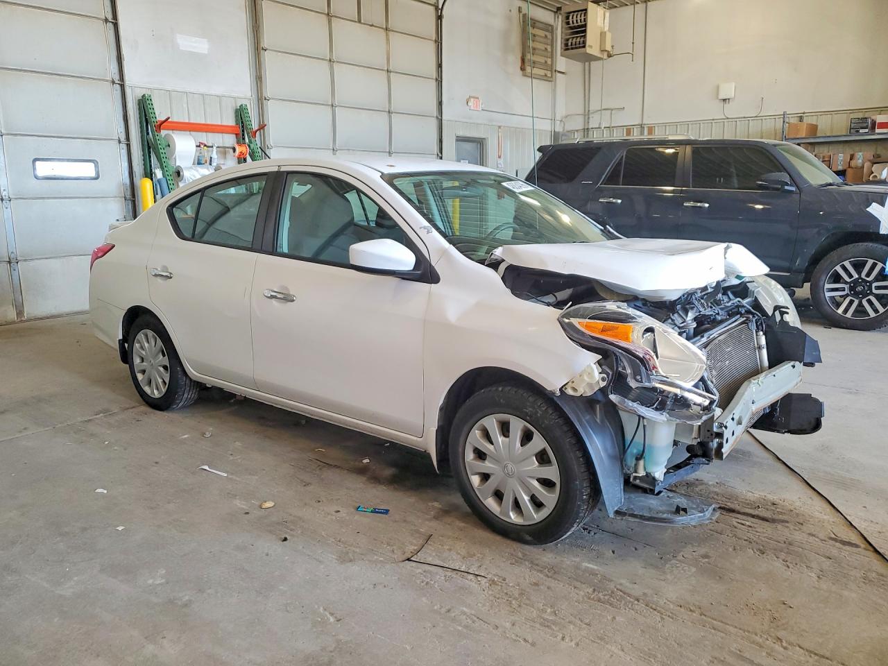 Nissan Versa 1.6 Sv