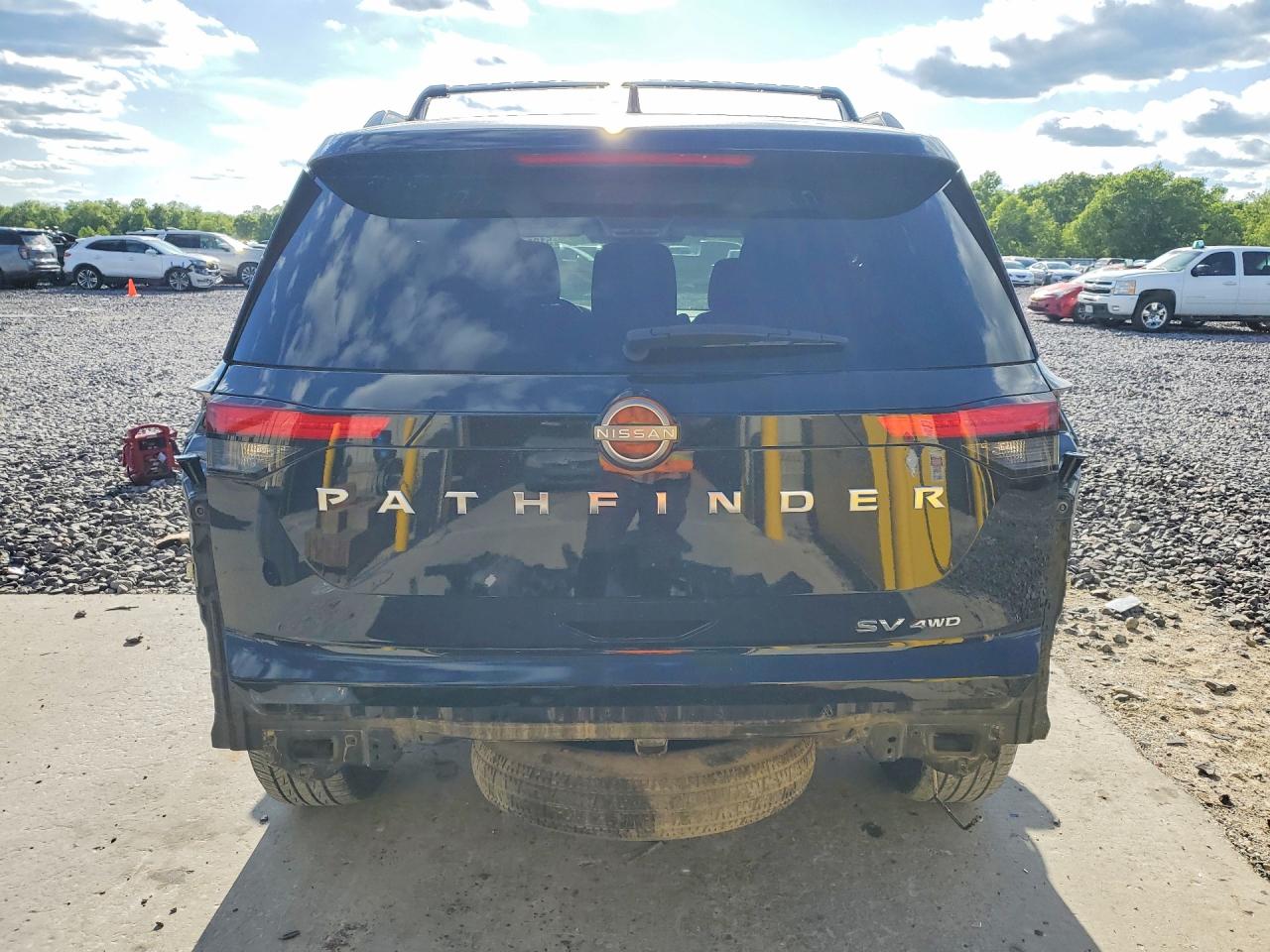 Nissan Pathfinder Rock Creek