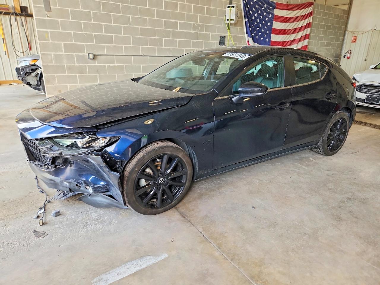 Salvage Mazda 3 Select S Image