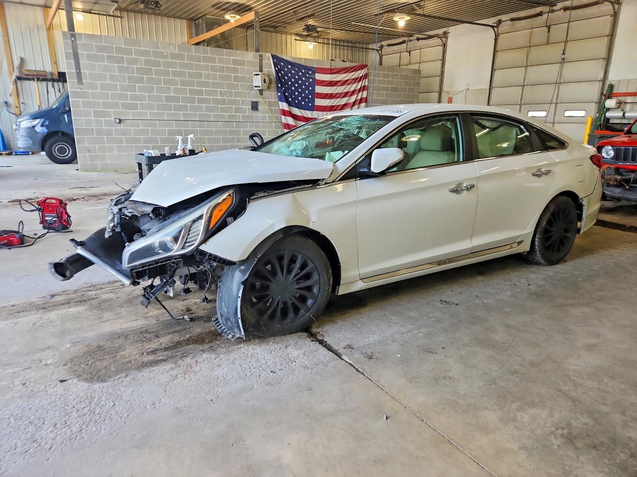 Salvage Hyundai SONATA Image