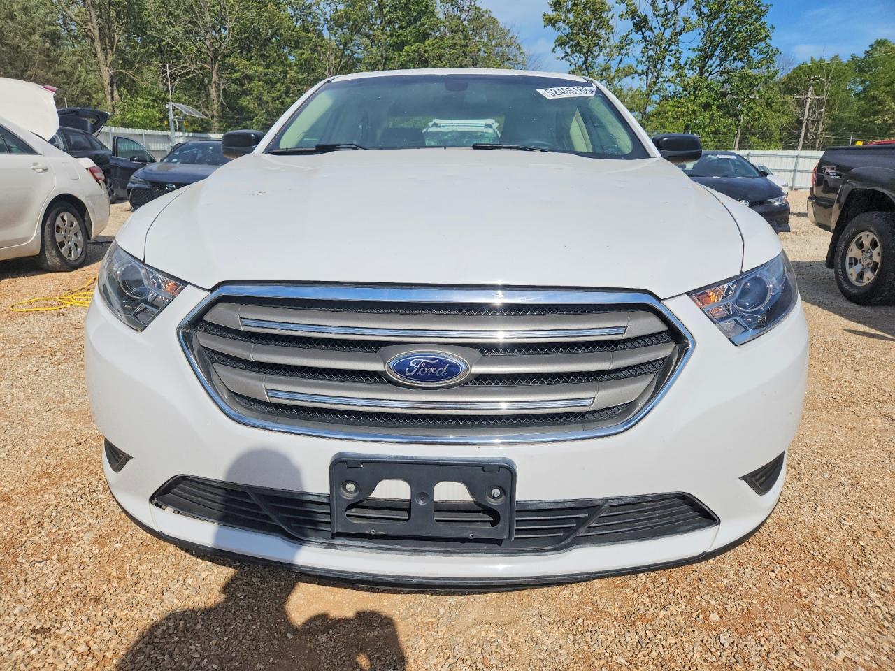 Ford Taurus Se