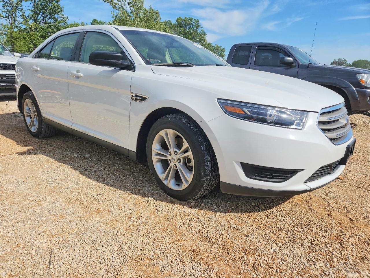 Ford Taurus Se