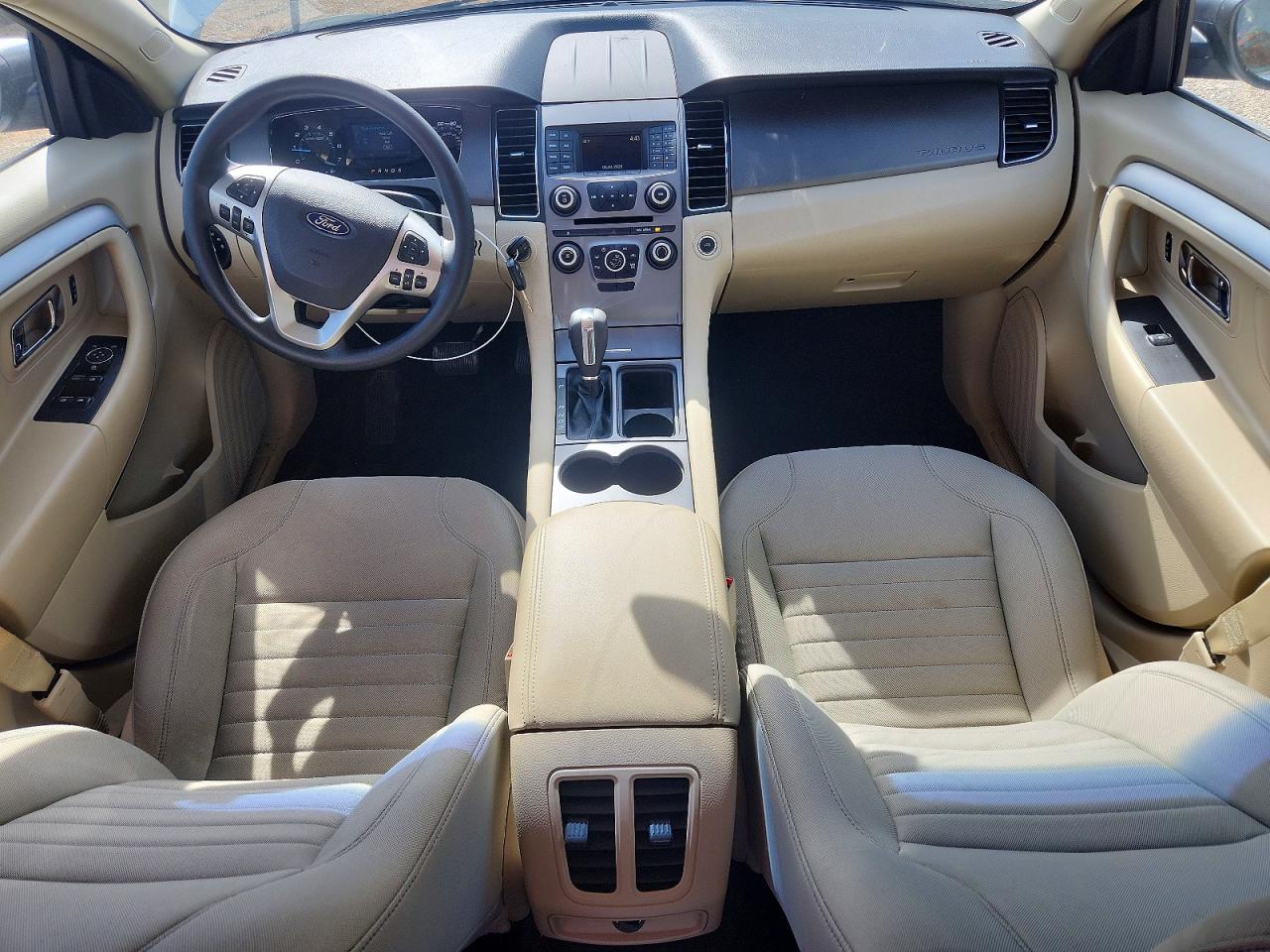 Ford Taurus Se