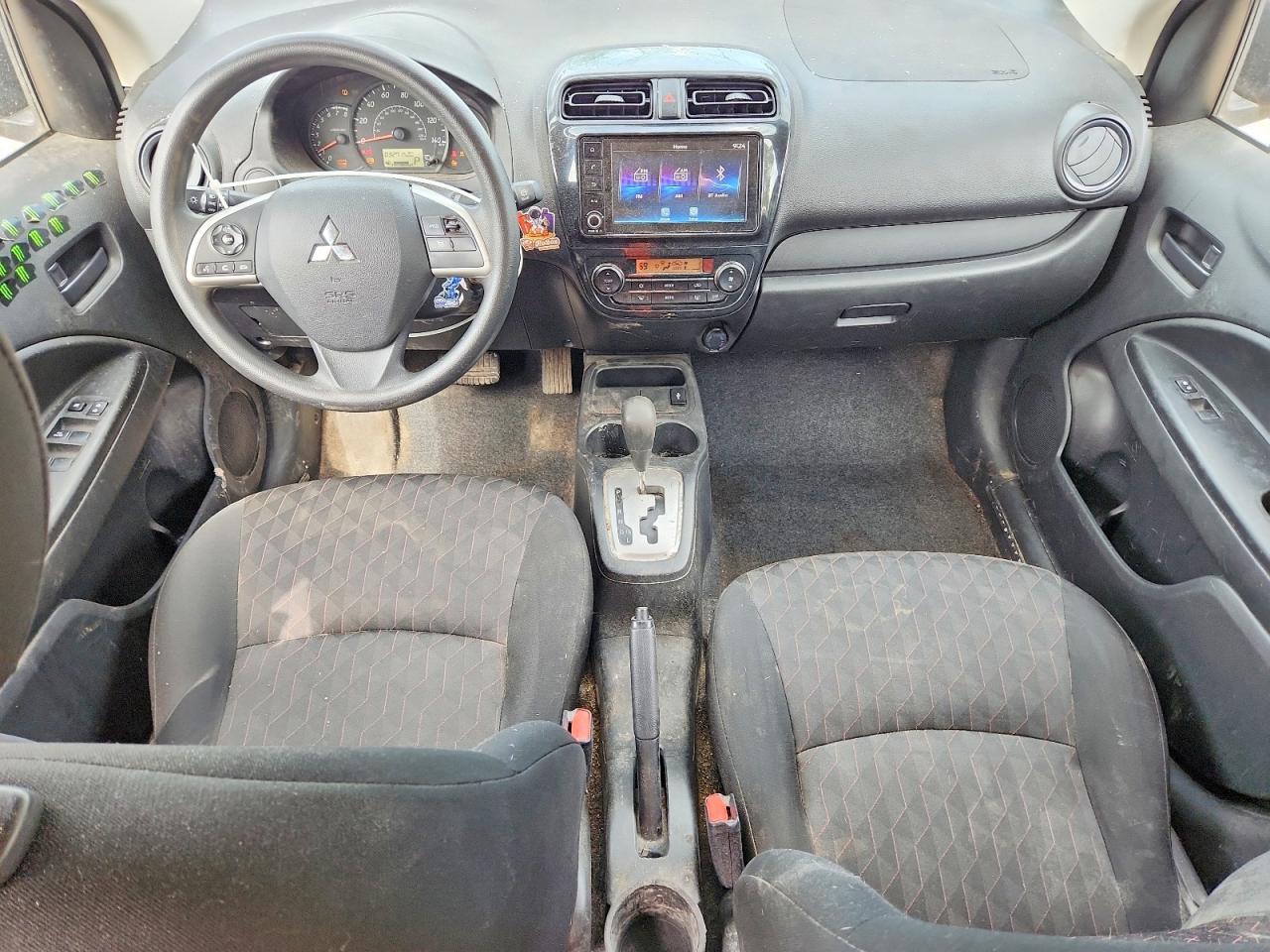 Mitsubishi Mirage Es