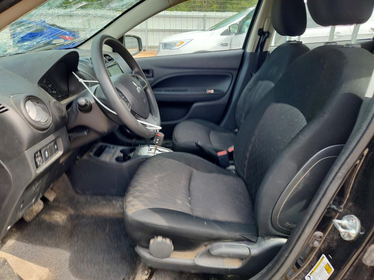 Mitsubishi Mirage Es