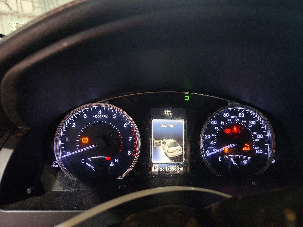 Toyota Camry Le