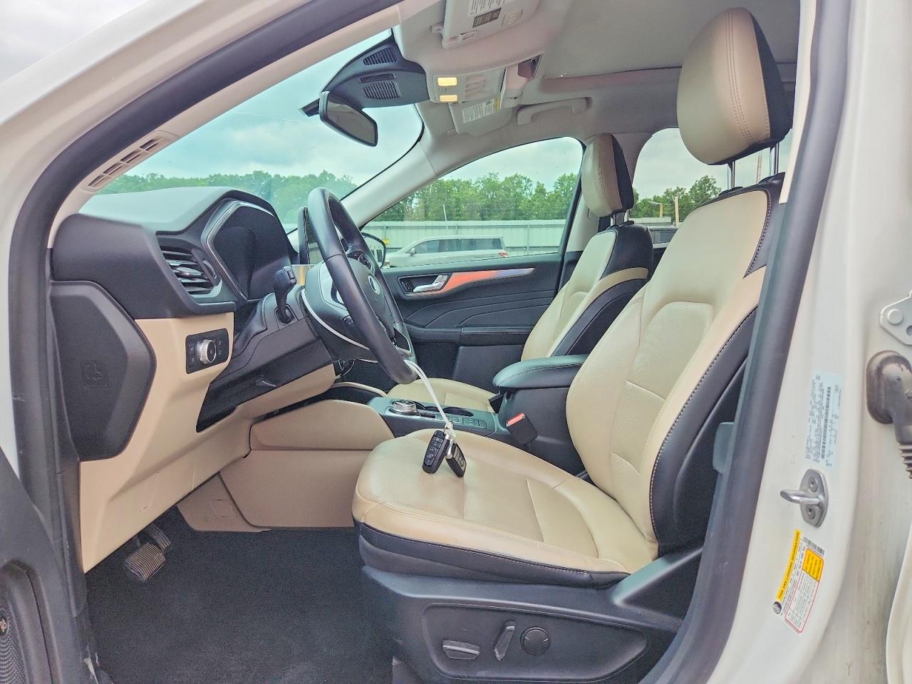 Ford Escape Titanium